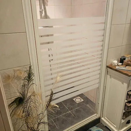 Apartman Canal & Garden In West 10 Mins From Town *